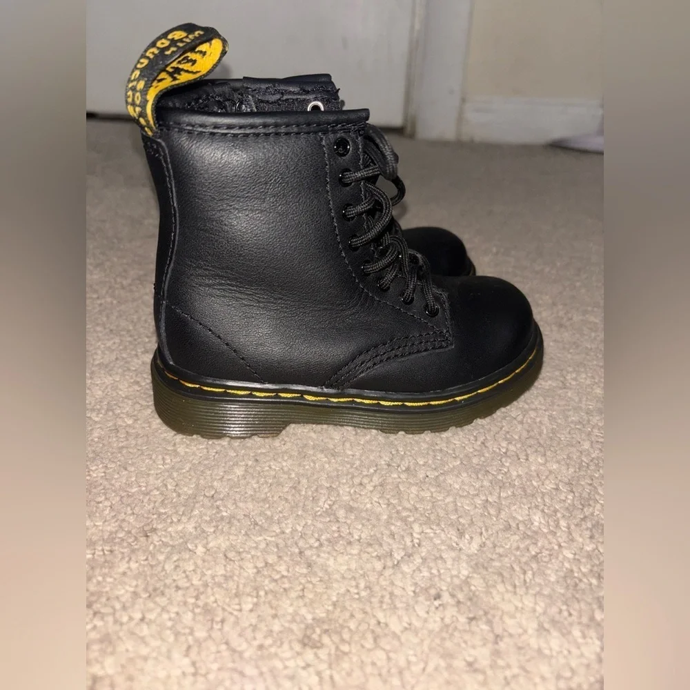 Dr. Martens 1460 T Kids Black Leather Lace Up Boots Us 7